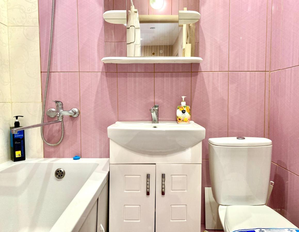 Apartpoltava Елегантна Квартира В Новобудові,Біля Каштанової Алеї, Центр Міста, Звітна Документація מראה חיצוני תמונה