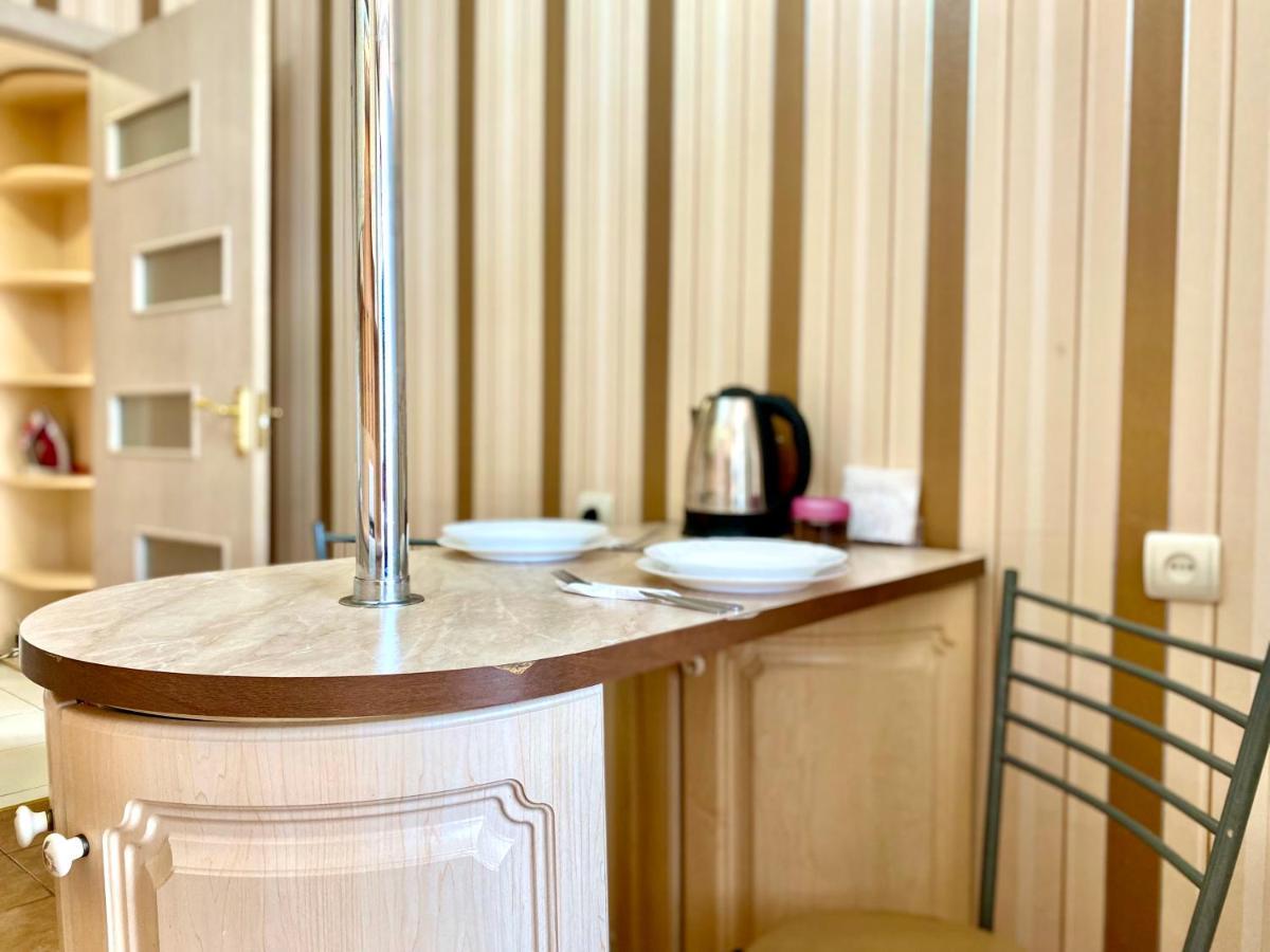 Apartpoltava Елегантна Квартира В Новобудові,Біля Каштанової Алеї, Центр Міста, Звітна Документація מראה חיצוני תמונה